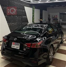 نيسان ألتيما